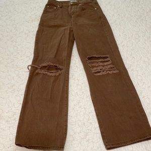 Adika brown high waisted/ wide leg jeans in size small.